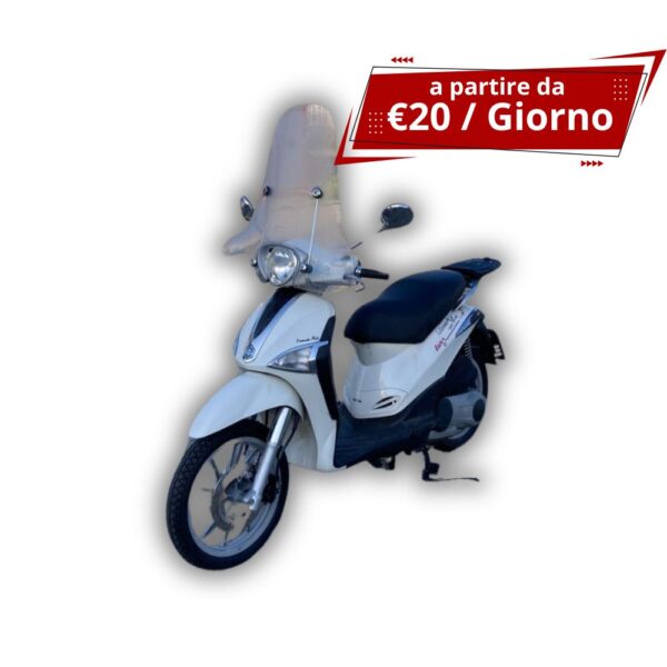 Noleggio Scooter 125 | A partire da €20/Giorno. Noleggio Scooter in Salento - Gallipoli Rent